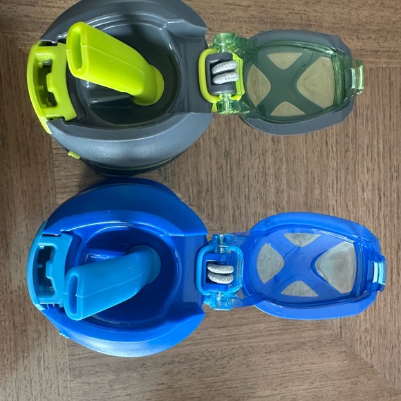 Zulu Tritan 16Oz Water Bottles 2 Pack Blue & Green Antimicrobial Silicon Straws - Picture 10 of 13